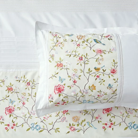 Giselle Quilt Cover - Image 5