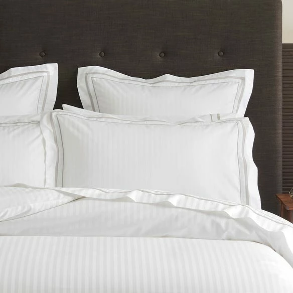 Cambridge Quilt Cover - White Silver - Image 2