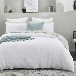 Dutton Quilt Cover - White
